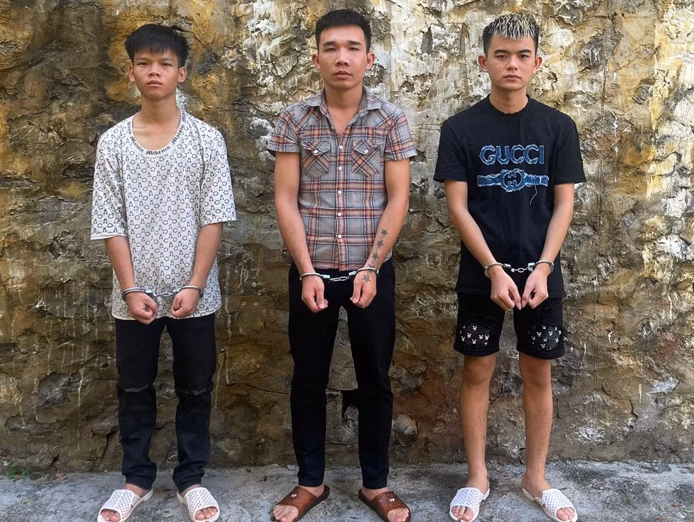 Các đối tượng mua bán người bị bắt giữ trong chuyên án 623M do Công an tỉnh Cao Bằng triệt phá.