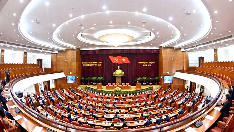 Hội nghị giữa nhiệm kỳ Ban Chấp hành Trung ương Đảng Cộng sản Việt Nam khóa XIII. (Ảnh NGUYỄN ĐĂNG)