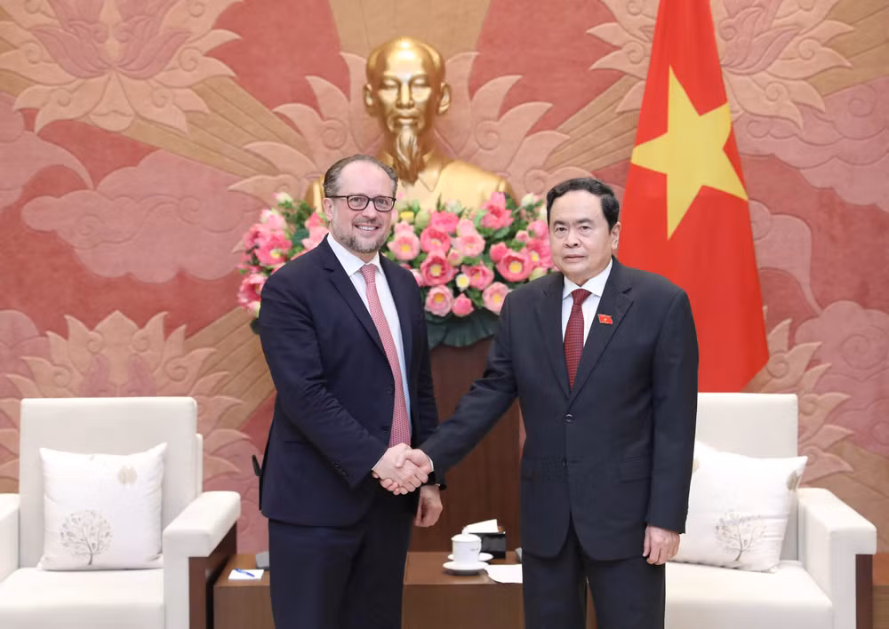 Phó Chủ tịch Thường trực Quốc hội Trần Thanh Mẫn tiếp Bộ trưởng Ngoại giao Cộng hoà Áo Alexander Schallenberg.