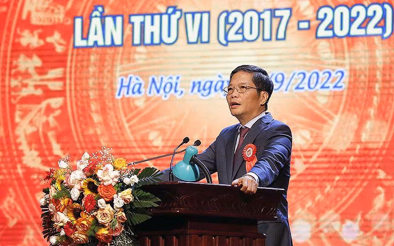 Trưởng Ban Kinh tế Trung ương Trần Tuấn Anh phát biểu ý kiến tại Hội nghị.
