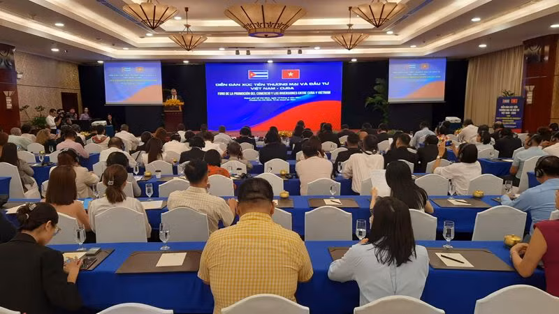 Quang cảnh diễn đàn xúc tiến thương mại và đầu tư Việt Nam-Cuba.