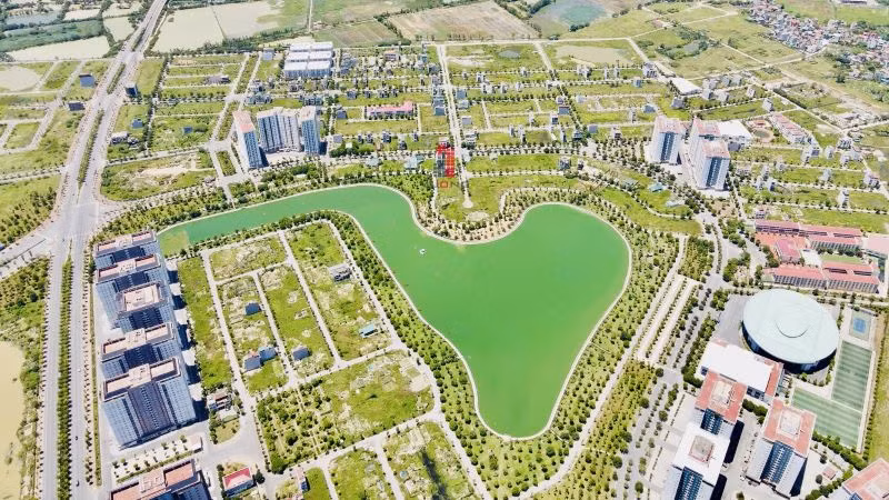 Một góc Hà Nội nhìn từ trên cao. (Ảnh: LÊ TIÊN)