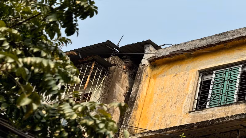 Khu tập thể cũ trên địa bàn Thành Công, Ba Đình, Hà Nội xuống cấp nghiêm trọng 