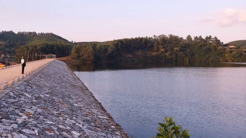 Chưa bước vào hè mà tổng dung tích hồ chứa nước ở tỉnh Quảng Bình chỉ đạt 62,8% dung tích thiết kế.