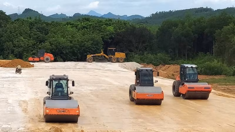 Thi công dự án công trình đường bộ cao tốc Bắc-Nam đoạn đi qua tỉnh Quảng Bình