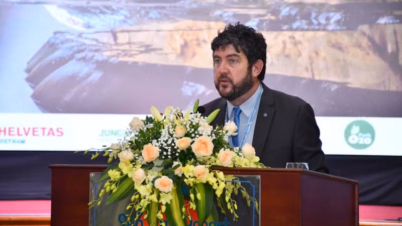 Ông Michel Croft, Quyền Trưởng đại diện Văn phòng UNESCO tại Việt Nam phát biểu tại Hội thảo.