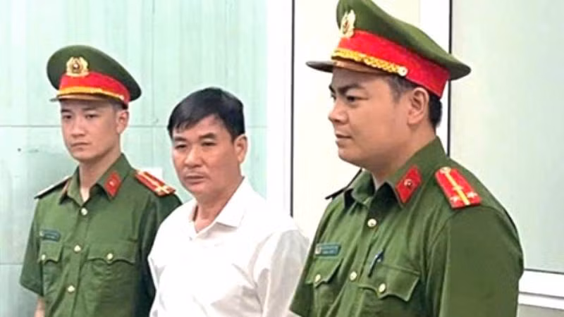 Ông Hồ Đăng Chiến bị khởi tố, bắt giam