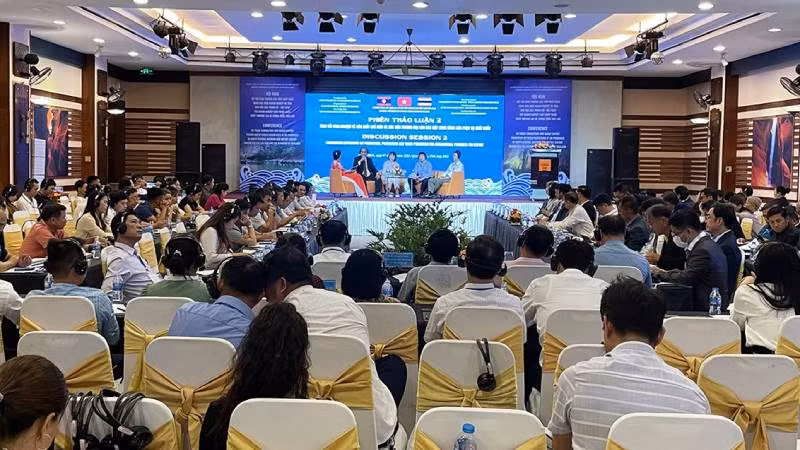 Quang cảnh hội nghị.