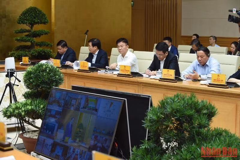 Đại diện lãnh đạo các Bộ, Ban, ngành của Việt Nam tham dự. Đại diện lãnh đạo các Bộ, Ban, ngành của Việt Nam tham dự.
