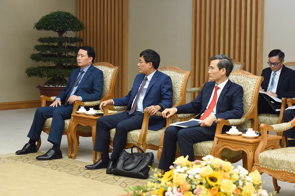 Đại diện lãnh đạo các bộ, ban, ngành của Chính phủ Việt Nam tham dự buổi tiếp.