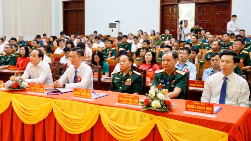 Các đại biểu tham dự Đại hội thi đua quyết thắng của lực lượng vũ trang tỉnh Lạng Sơn. Các đại biểu tham dự Đại hội thi đua quyết thắng của lực lượng vũ trang tỉnh Lạng Sơn.