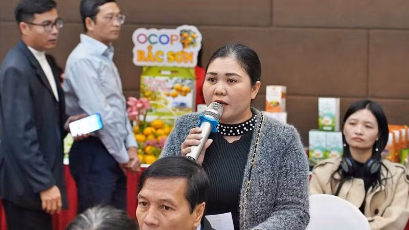 Đại biểu tham luận tại diễn đàn.