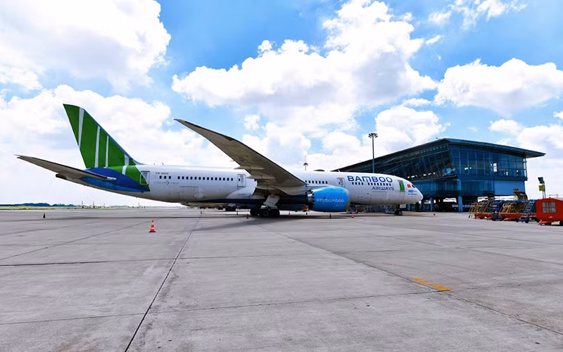 Các vị trí quy hoạch cảng hàng không đề xuất cần tiếp tục được nghiên cứu, đánh giá kỹ lưỡng cả về điều kiện địa hình và tổ chức vùng trời.