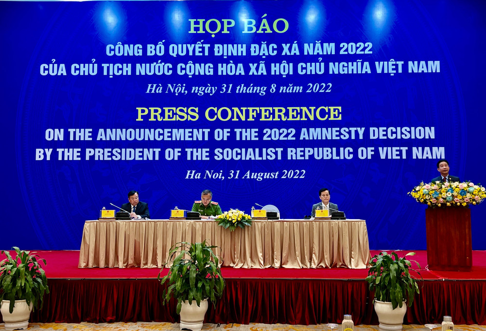 Họp báo công bố đặc xá năm 2022.