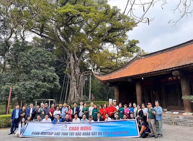 Các tỉnh Tây Bắc khảo sát du lịch ở Thanh Hóa.