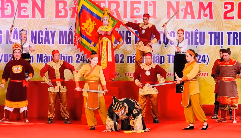 Một cảnh tái hiện khí phách của Bà Triệu cùng nghĩa quân.