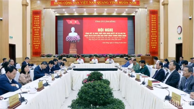 Quang cảnh hội nghị.