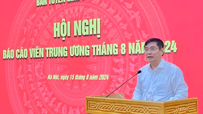 Phó Trưởng Ban Tuyên giáo Trung ương Phan Xuân Thủy kết luận hội nghị.