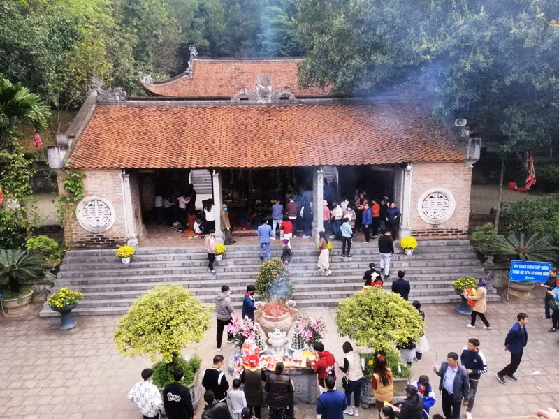 Đền Bà Triệu ở xã Triệu Lộc, huyện Hậu Lộc - điểm đến của du khách.