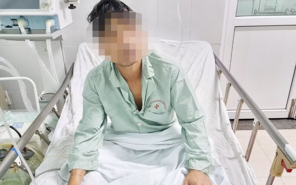 Bệnh nhân bị ngộ độc nặng đã dừng thở máy, sức khỏe dần phục hồi.