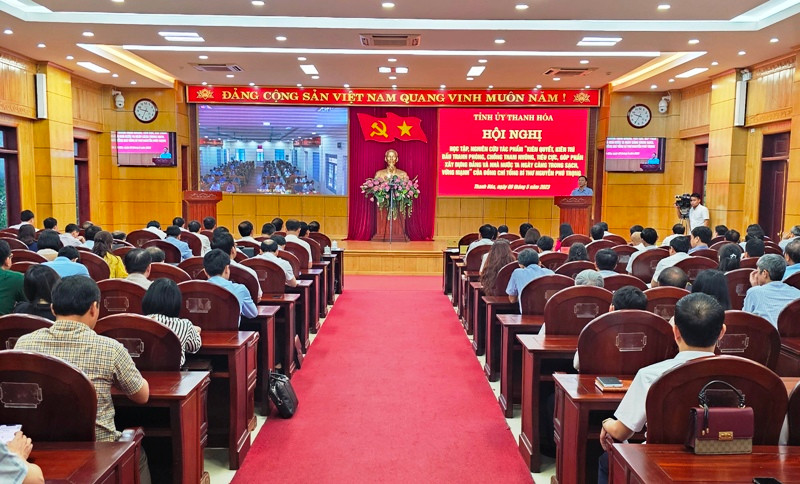 Quang cảnh buổi học tập tại điểm cầu Tỉnh ủy Thanh Hóa.