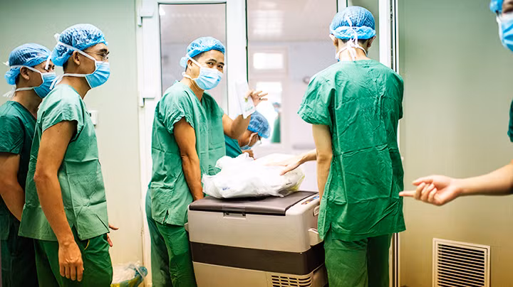 Trái tim và gan được chuyển về Bệnh viện Việt Đức.