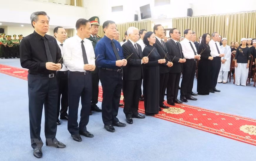 Ban Bí thư Trung ương Đảng đã quyết định thành lập Ban Lễ tang Nhà nước gồm 28 người, đồng chí Trương Thị Mai, Ủy viên Bộ Chính trị, Thường trực Ban Bí thư, Trưởng ban Tổ chức Trung ương làm Trưởng ban. (Ảnh: Ánh Tuyết/TTXVN)