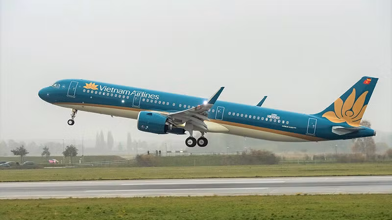 Mở lại 5 đường bay, Vietnam Airlines tiến tới khôi phục hoàn toàn mạng bay tới Trung Quốc.