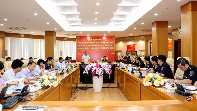 Quang cảnh buổi giám sát tại Cục Hải quan tỉnh Đồng Nai.