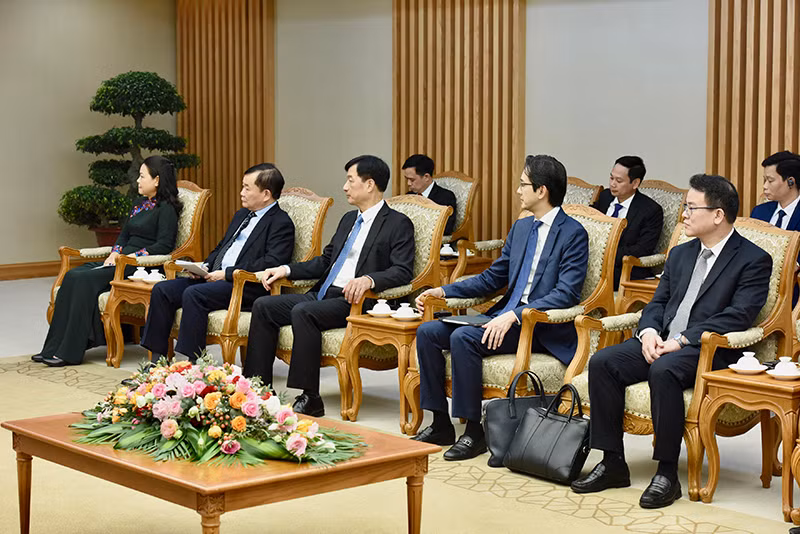 Đại diện lãnh đạo của các bộ, ban, ngành của Chính phủ Việt Nam tham dự buổi tiếp.