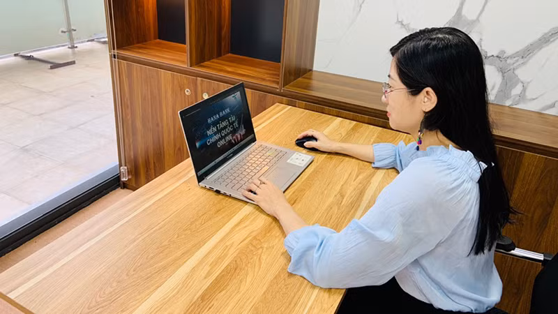 Đầu tư tài chính trên mạng luôn tiềm ẩn nguy cơ rủi ro. (Ảnh: Minh Nghĩa)