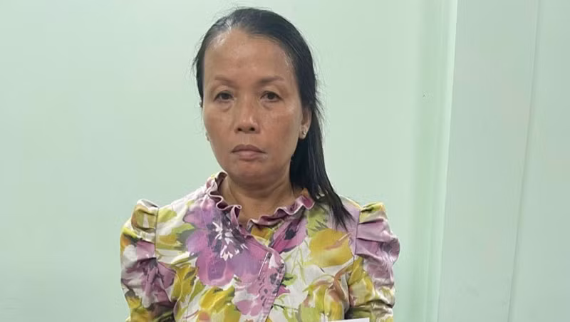 Đối tượng Trần Thị Ngọc Dung bị bắt giữ.