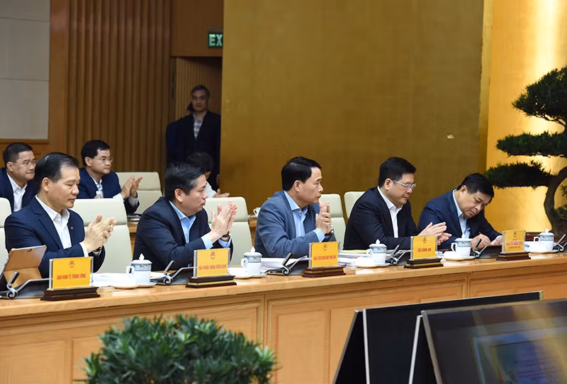 Đại diện lãnh đạo các bộ, ban, ngành tham dự hội nghị. (Ảnh: TRẦN HẢI)