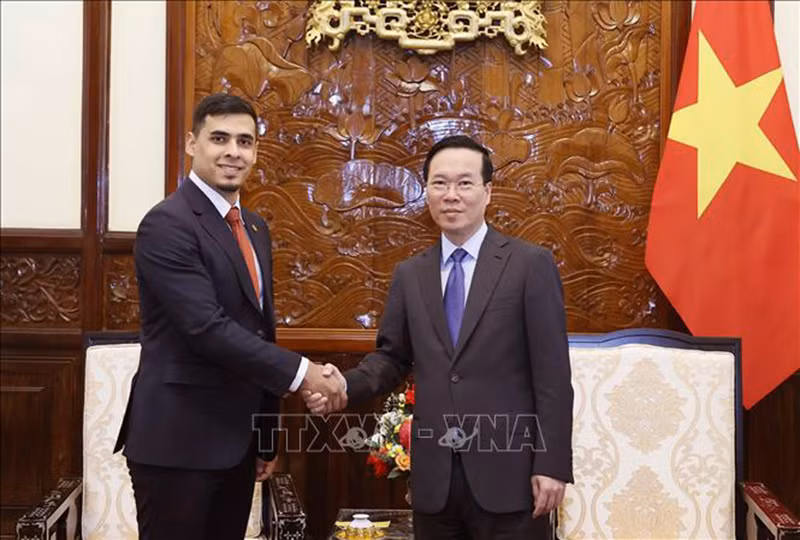 Chủ tịch nước Võ Văn Thưởng tiếp Đại sứ Venezuela Juan Carlos Fernandes Juarez. (Ảnh: TTXVN)