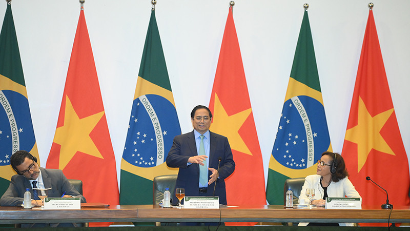 Thủ tướng Phạm Minh Chính phát biểu chính sách tại Bộ Ngoại giao Brazil.