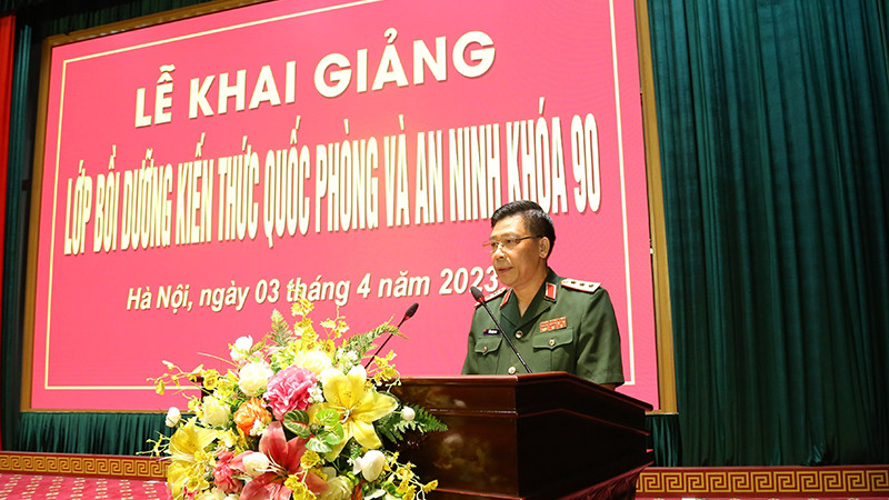Giám đốc Học viện Quốc phòng Trần Việt Khoa phát biểu tại Lễ khai giảng.
