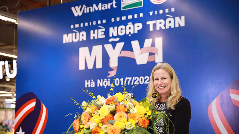 Bà Melissa Bishop - Đại biện lâm thời Đại sứ quán Hoa Kỳ phát biểu tại sự kiện.