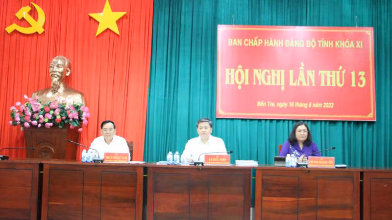 Lãnh đạo tỉnh Bến Tre chủ trì hội nghị lần thứ 13.