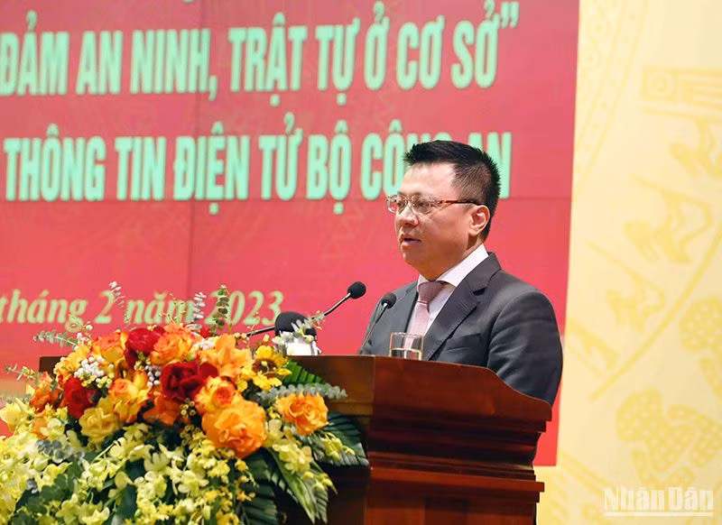 Tổng Biên tập Báo Nhân Dân Lê Quốc Minh phát biểu tại Lễ phát động.