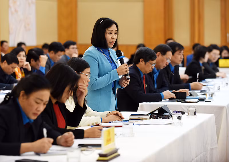 Đại diện Liên đoàn Lao động tỉnh Bắc Ninh phát biểu.