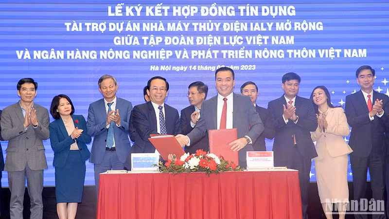 EVN và Agribank ký hợp đồng tín dụng tài trợ dự án Nhà máy thủy điện Ialy mở rộng