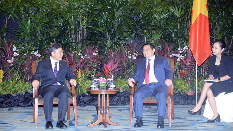 Thủ tướng Phạm Minh Chính tiếp ông Tow Heng Tan, Phó Chủ tịch Hội đồng quản trị Tập đoàn Sembcorp.