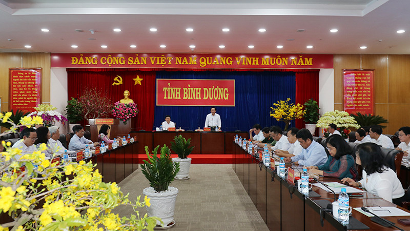 Toàn cảnh buổi họp.