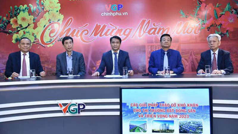 Các vị khách mời tham dự Tọa đàm.