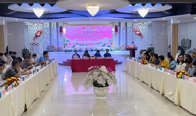 Quang cảnh hội nghị.