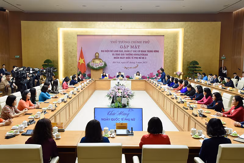 Quang cảnh buổi gặp mặt. (Ảnh: TRẦN HẢI)