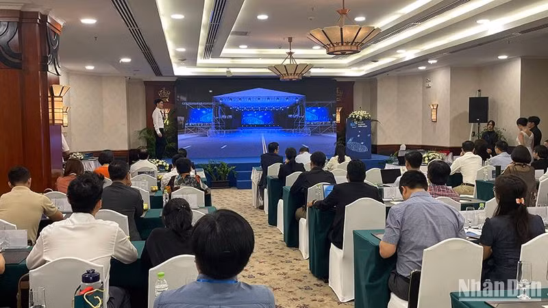 Ban Tổ chức giới thiệu chuỗi sự kiện trong “Ngày không tiền mặt 2023”.