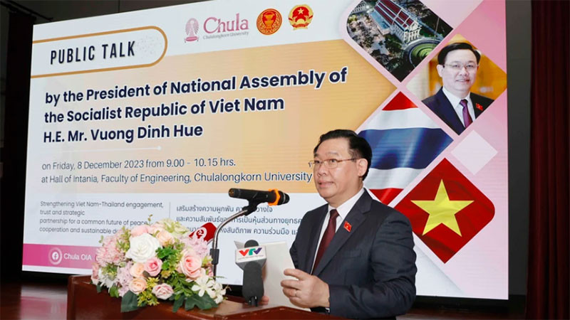 Chủ tịch Quốc hội Vương Đình Huệ phát biểu. (Ảnh: TTXVN)