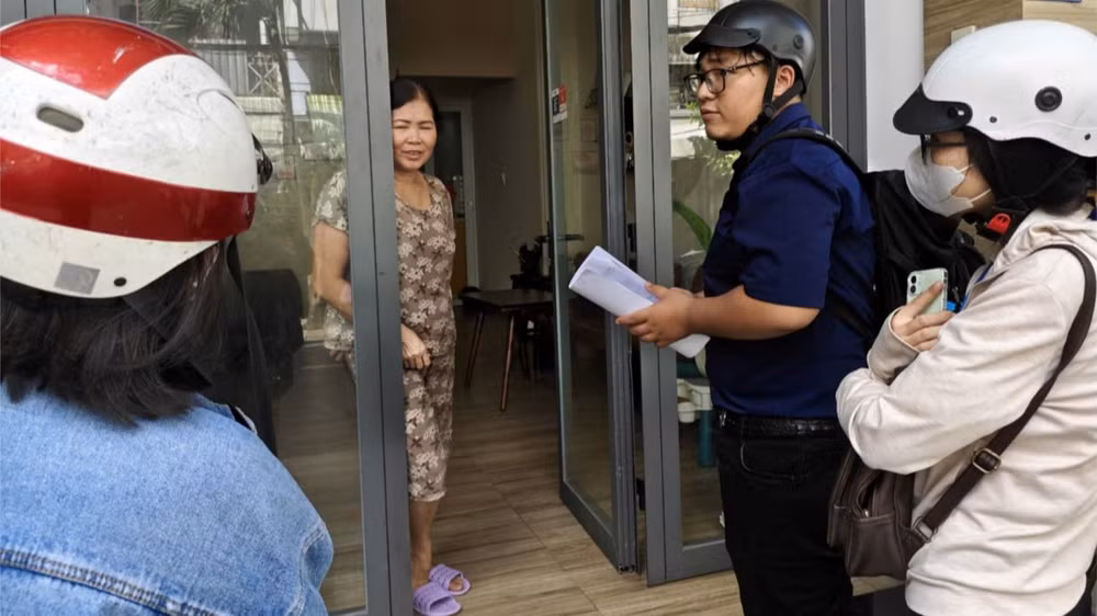 Sở Y tế Thành phố Hồ Chí Minh thành lập các đoàn khảo sát ngẫu nhiên một số người cao tuổi trên địa bàn về công tác khám sức khỏe người cao tuổi.