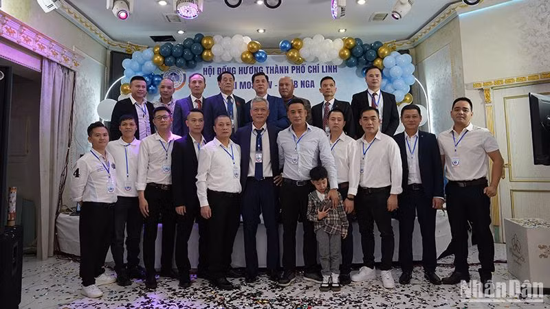Ban Chấp hành Hội đồng hương thành phố Chí Linh tại Liên bang Nga. (Ảnh: XUÂN HƯNG)